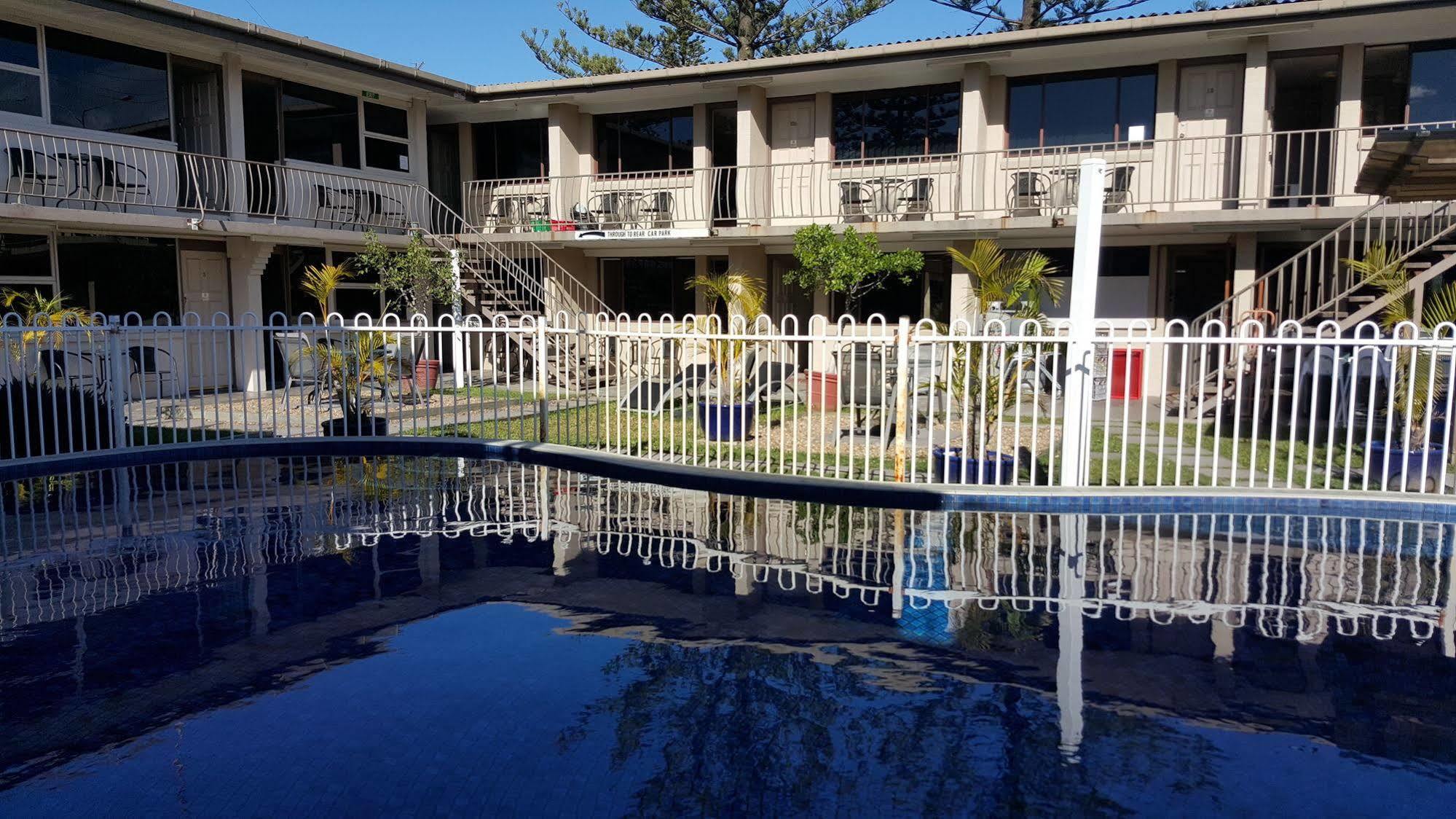 Montego Mermaid Beach Motel Gold Coast Ngoại thất bức ảnh
